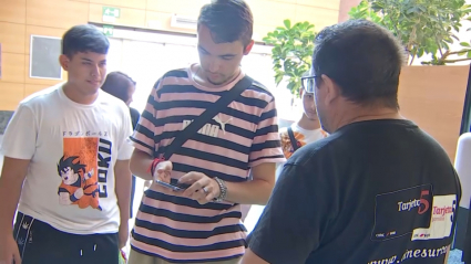 Público de Badajoz en el cine Conquistadores esta tarde 