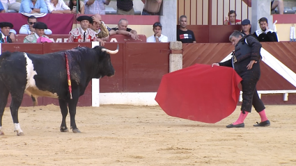 Antonio Rodriguez, El Almendra. Almendralejo, Despedida de luces, Torero, Tierra de Toros, Canal Extremadura