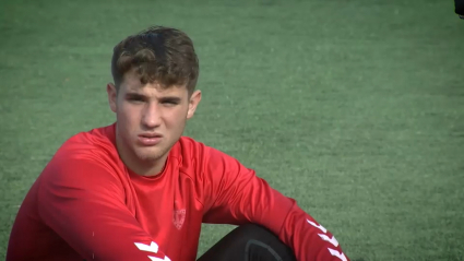 Javi Tapias en un momento del entrenamiento en el Don Benito