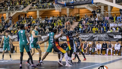 Imagen de un partido del Vitaly-La Mar.