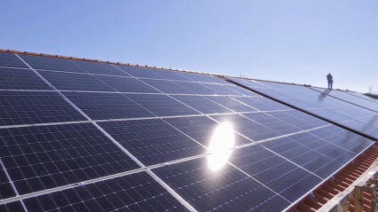 Placas solares de una comunidad energética de Mérida