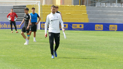 Sergi Guilló, próximo entrenador del Mérida, en su etapa en el Orihuela.