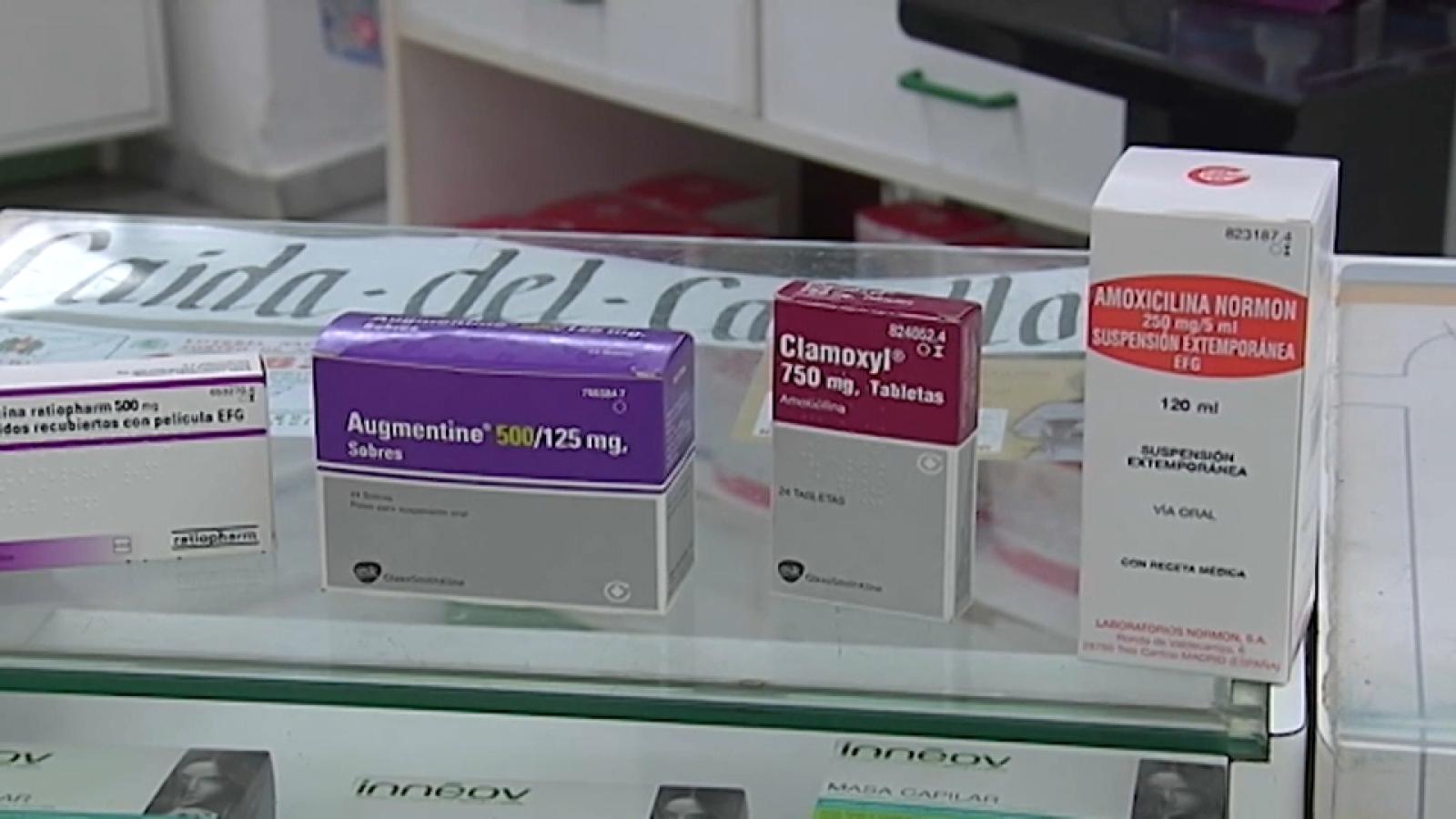 Cajas de antibióticos, en una imagen de archivo