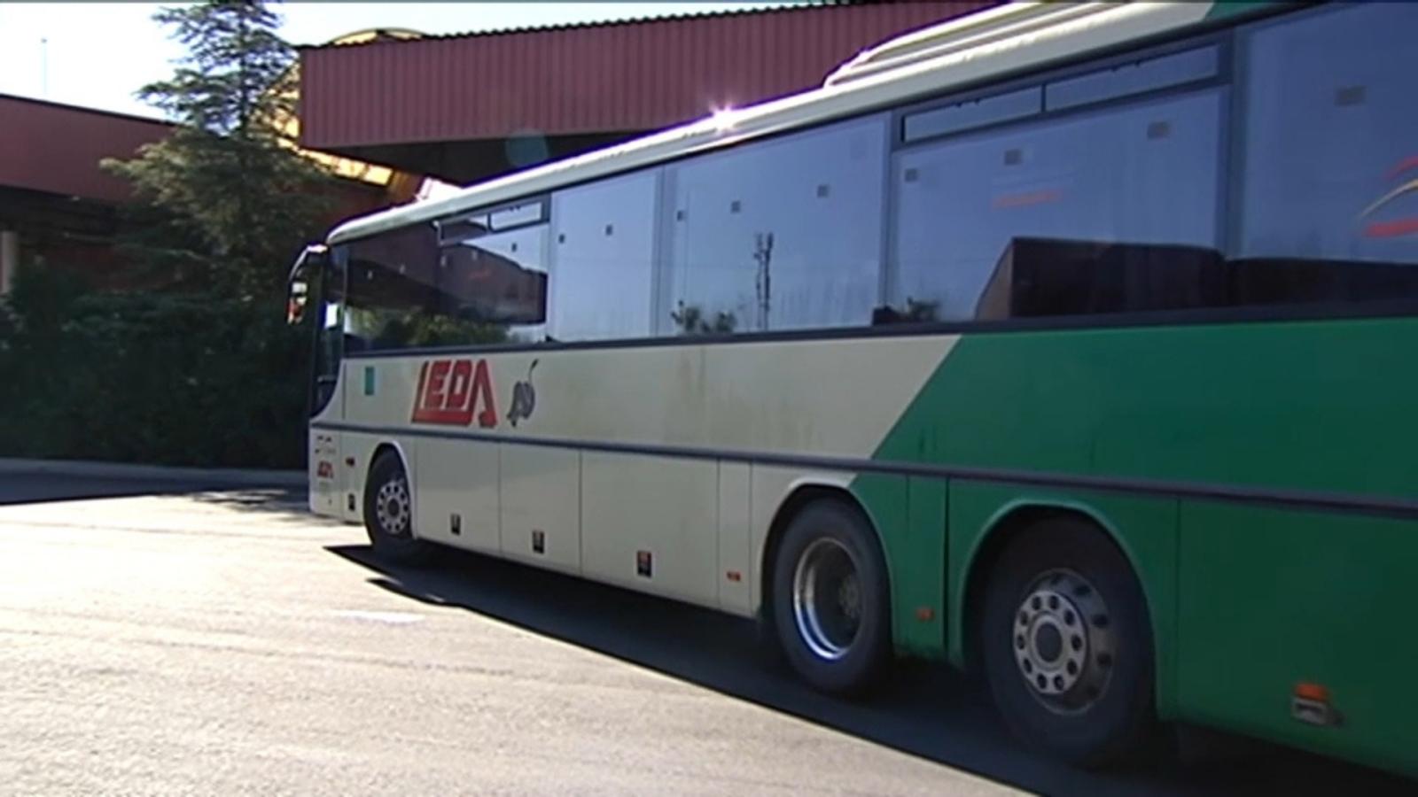 Autobús empresa LEDA
