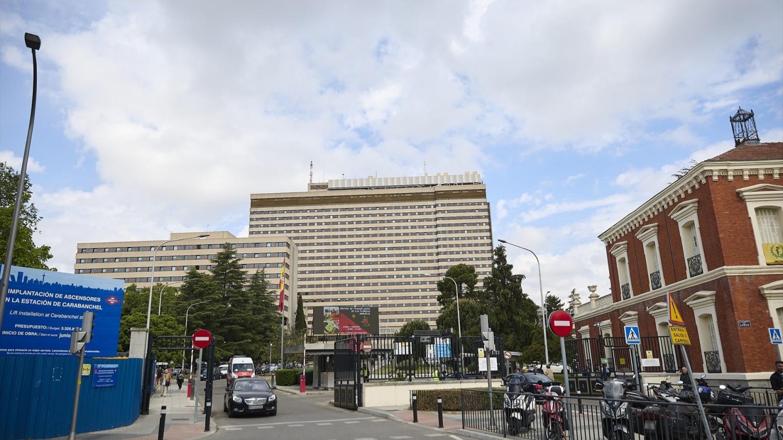 Fachada del Hospital Central de La Defensa Gómez Ulla