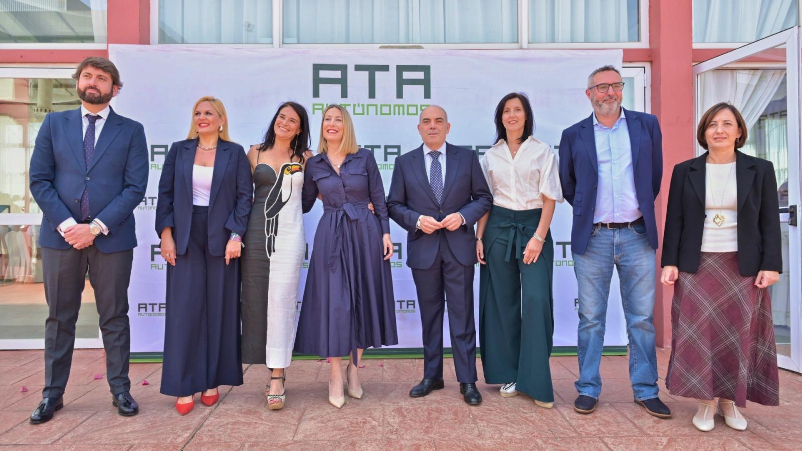 Clausuran la asamblea general de ATA, en el Hotel Río de Badajoz