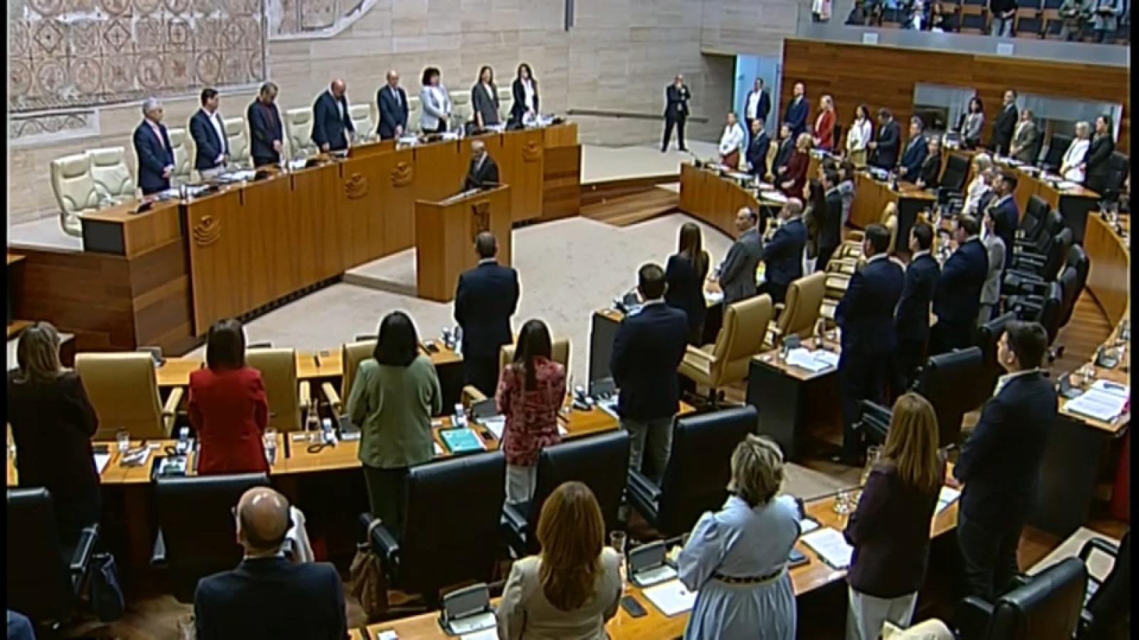 NUEVOS DIPUTADOS