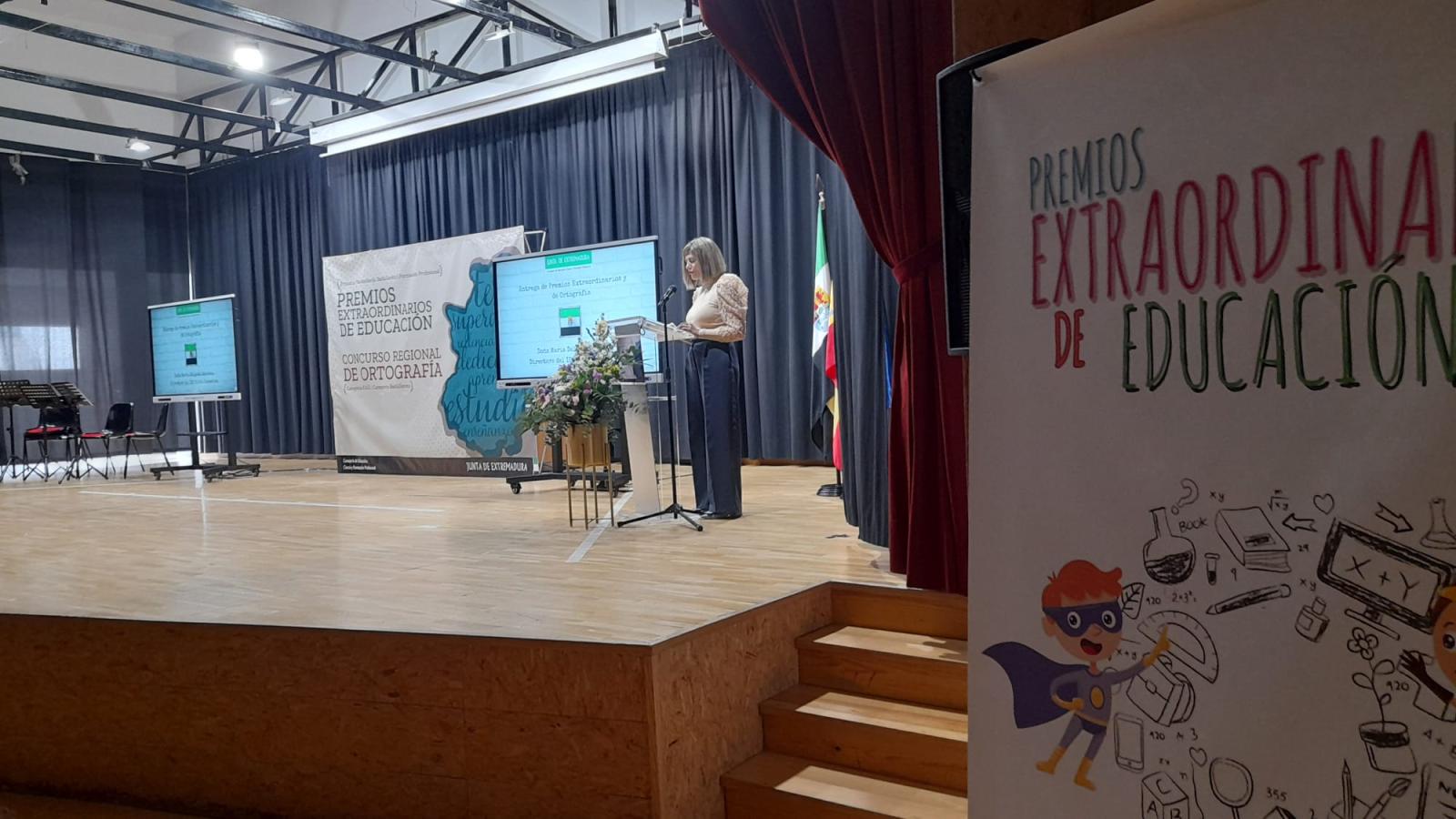 PREMIOS EDUCACIÓN