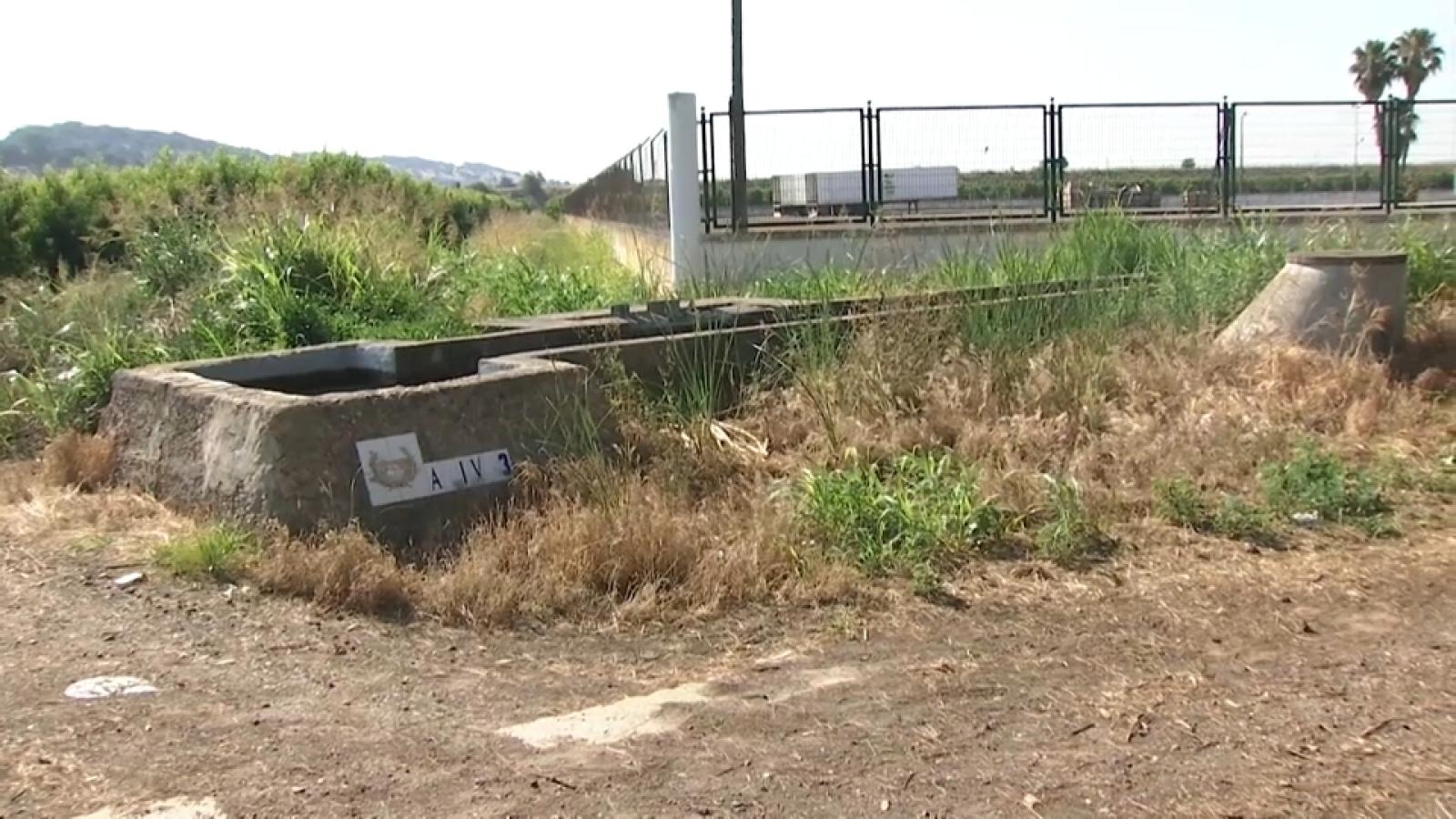 Canal de riego