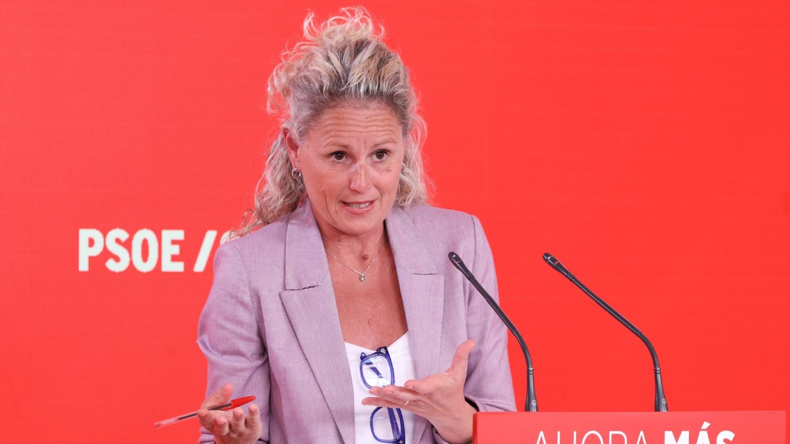 La portavoz de la Comisión Ejecutiva Federal (CEF) del PSOE, Montse Mínguez