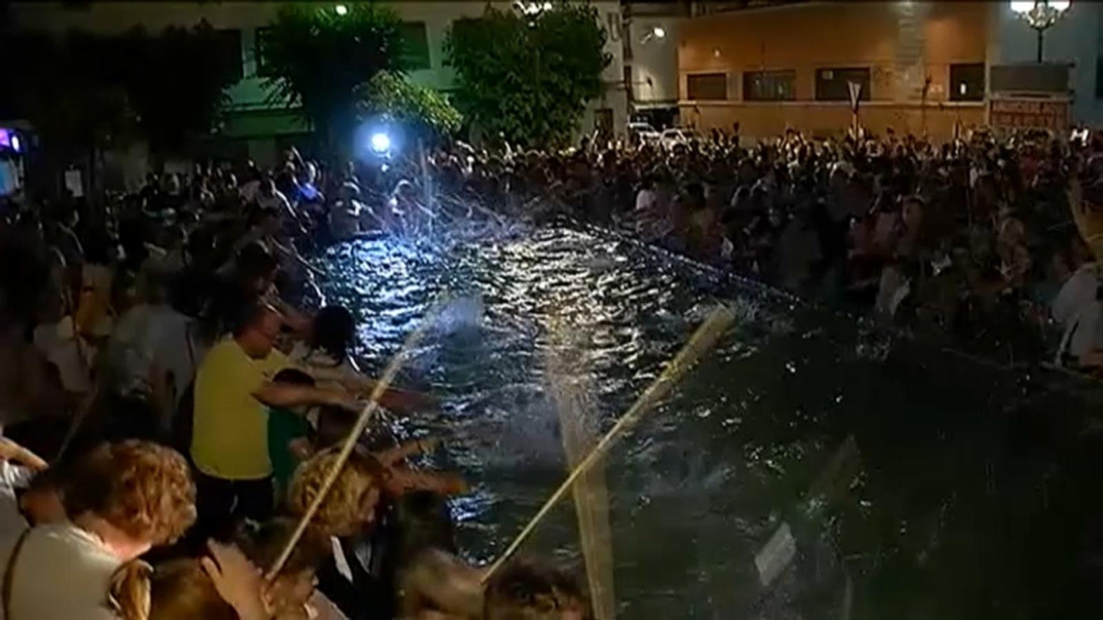 La tradicional ‘Mojá de la Vara’ . Zafra
