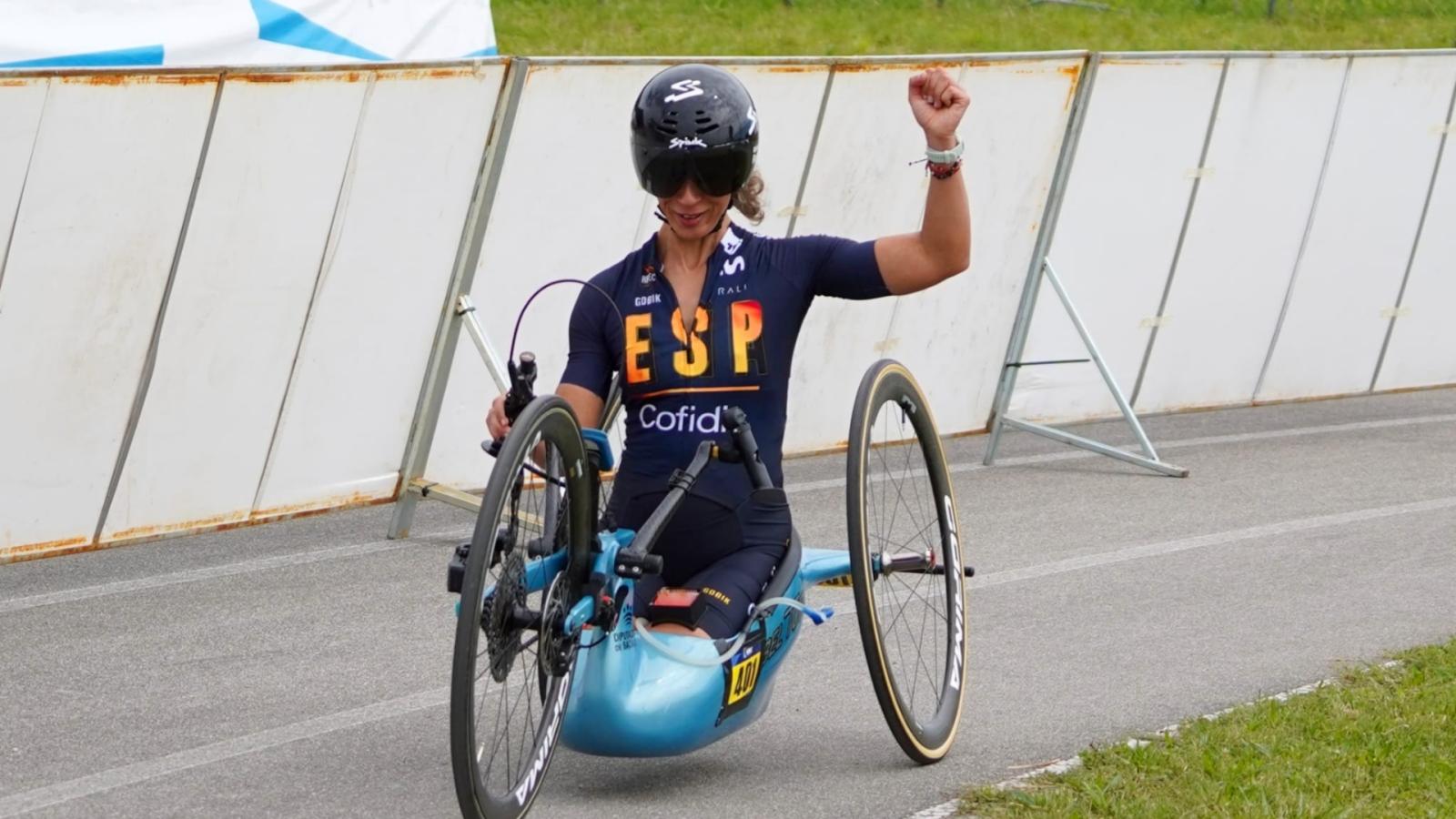 Maribel Toro tras conseguir la medalla de bronce en el Campeonato Europeo de Paraciclismo