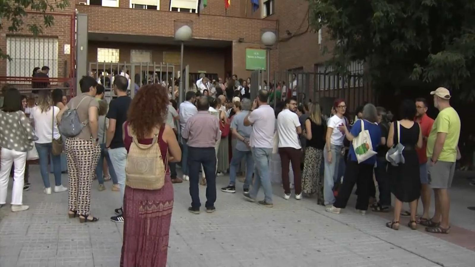 Más de 6.000 aspirantes afrontan las oposiciones de maestros 