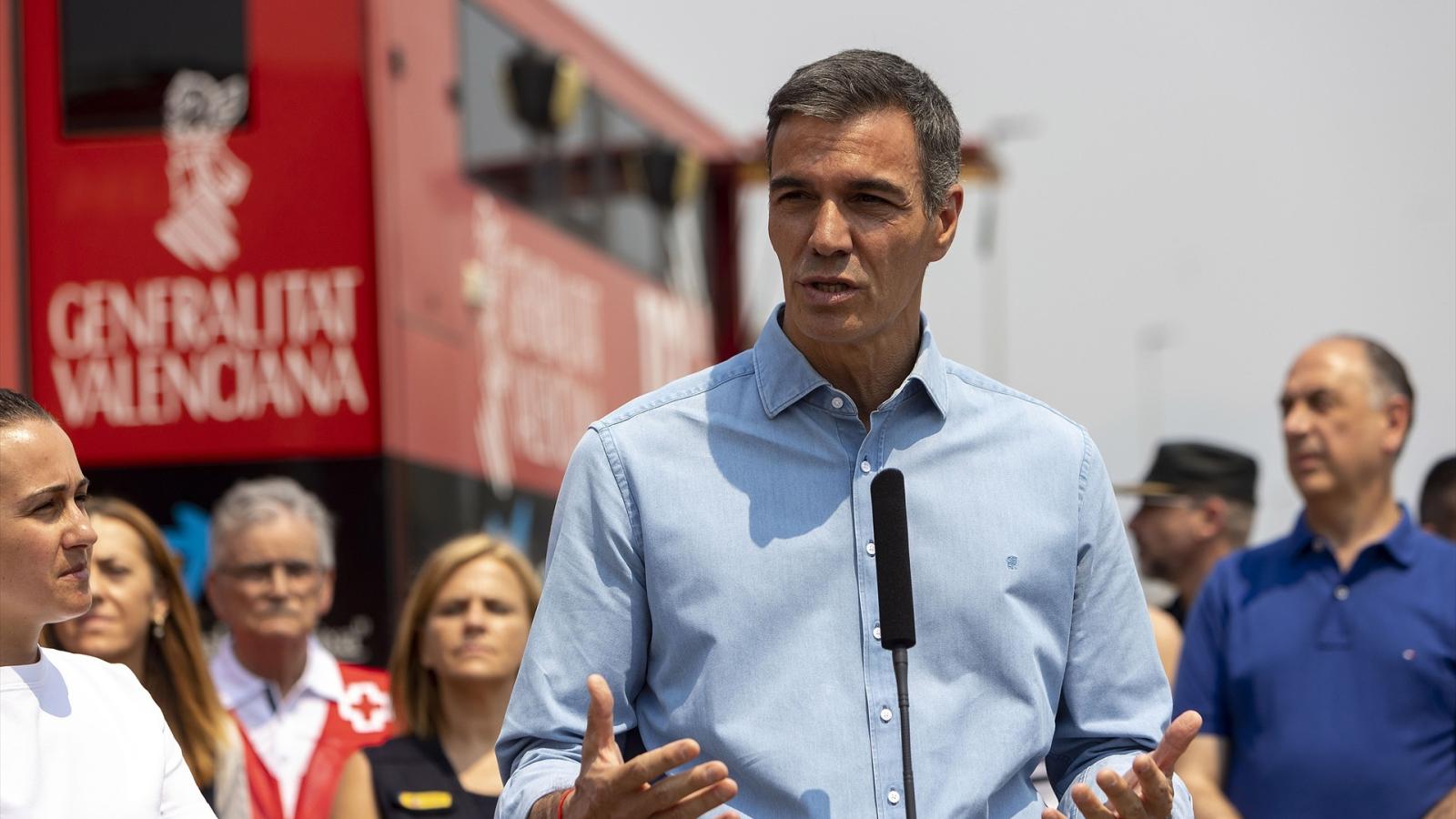 Sánchez pide "precaución y prevención" ante una ola de calor que agravará el riesgo de incendios