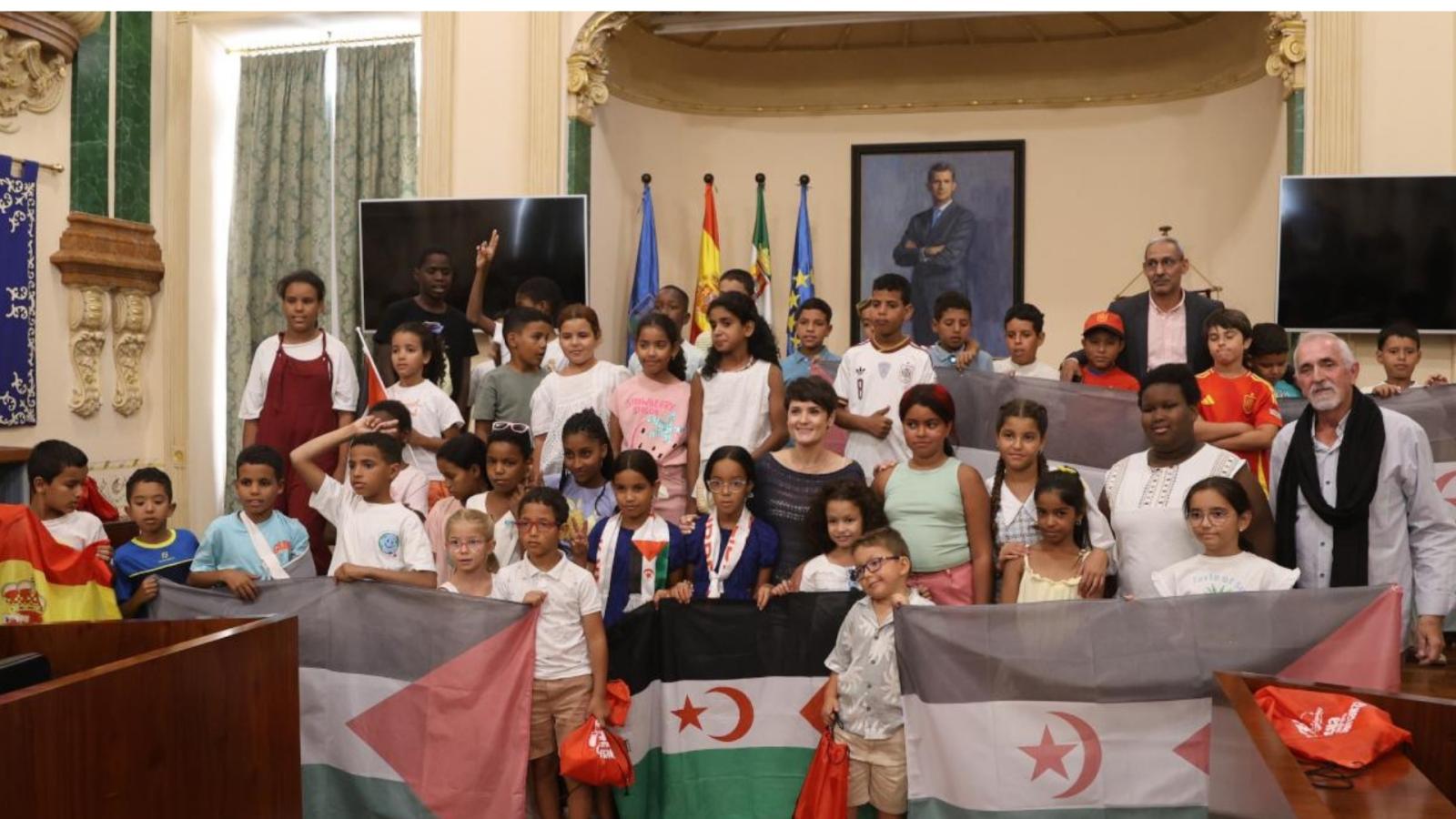 Vacaciones en Paz. Niños Saharauis en la Diputación de Badajoz