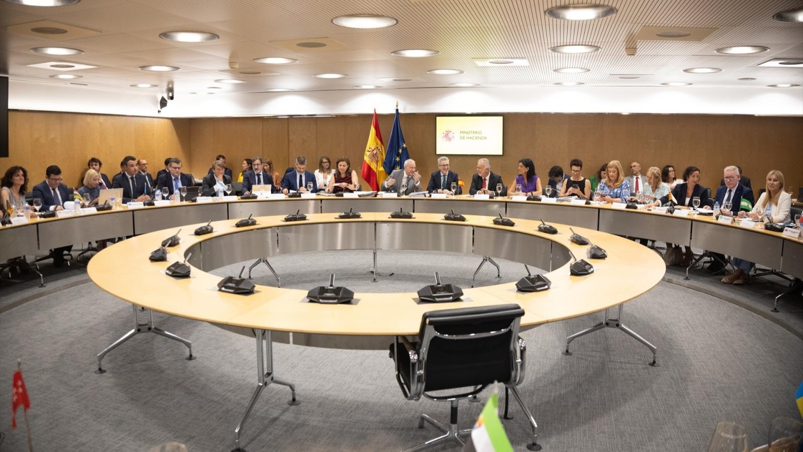 Reunión del Consejo de Política Fiscal y Financiera (CPFF) en el Ministerio de Hacienda, a 6 de julio de 2026