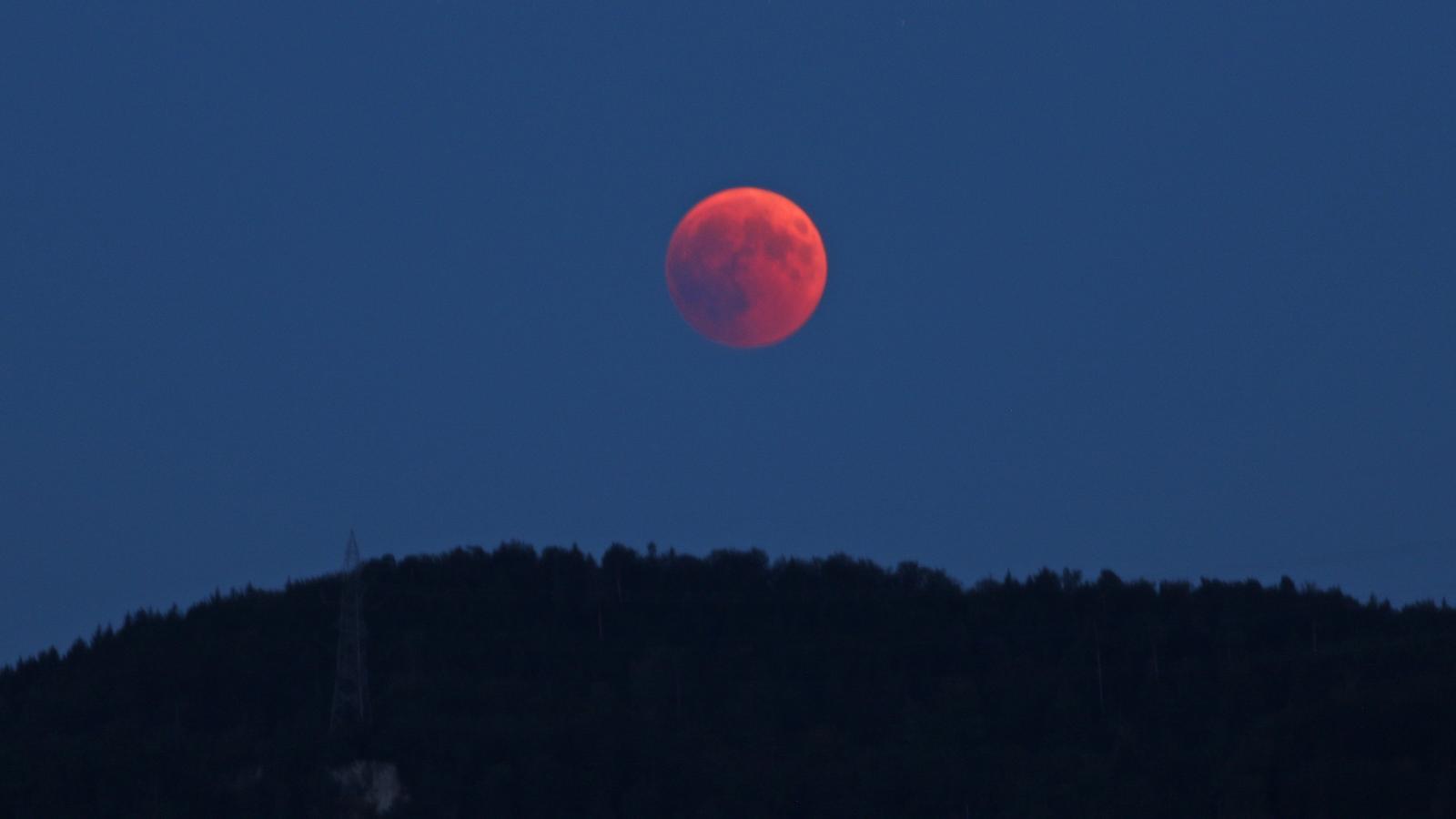 Eclipse lunar.