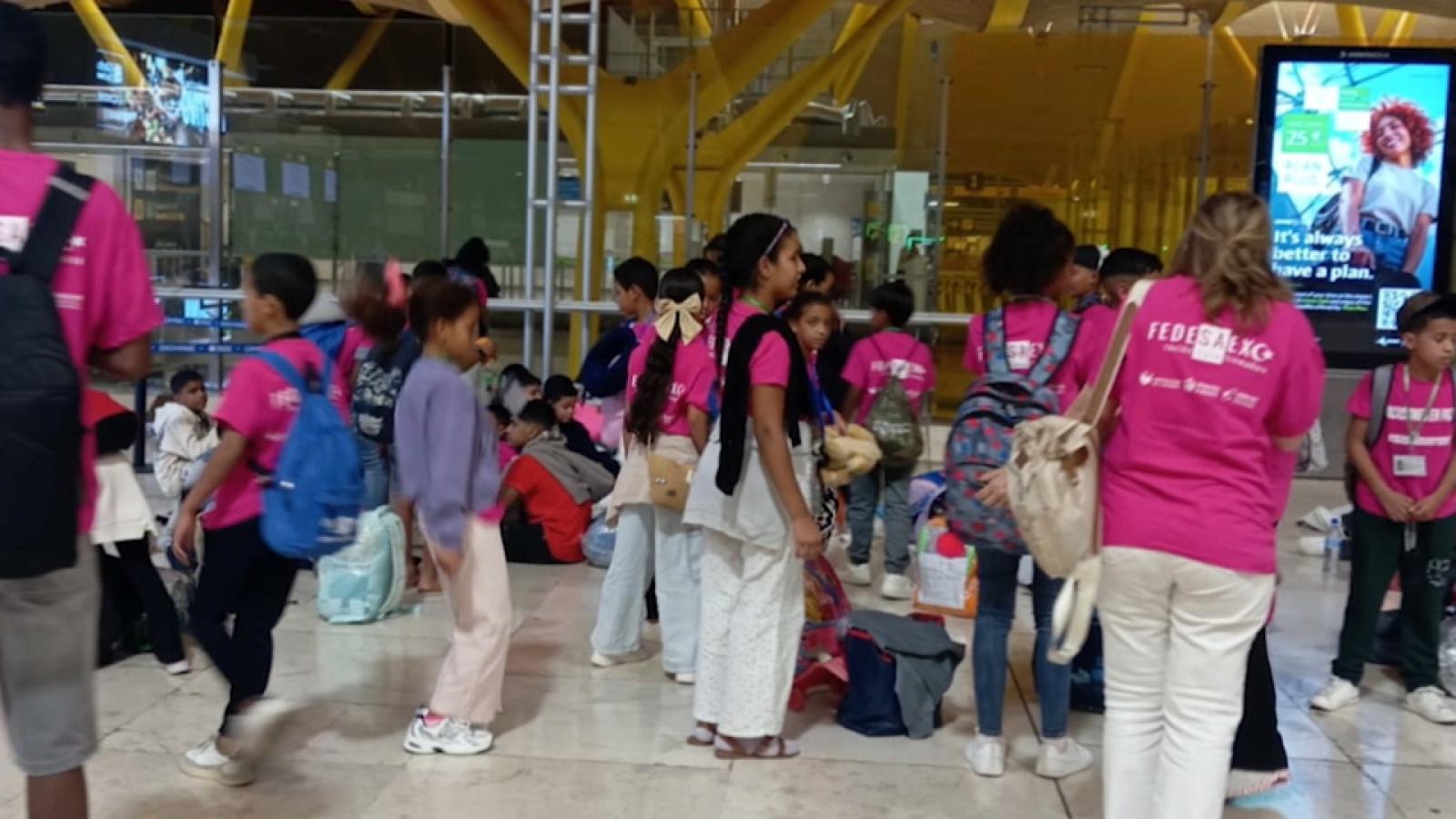 Comienza el regreso de los niños saharauis tras Vacaciones en Paz