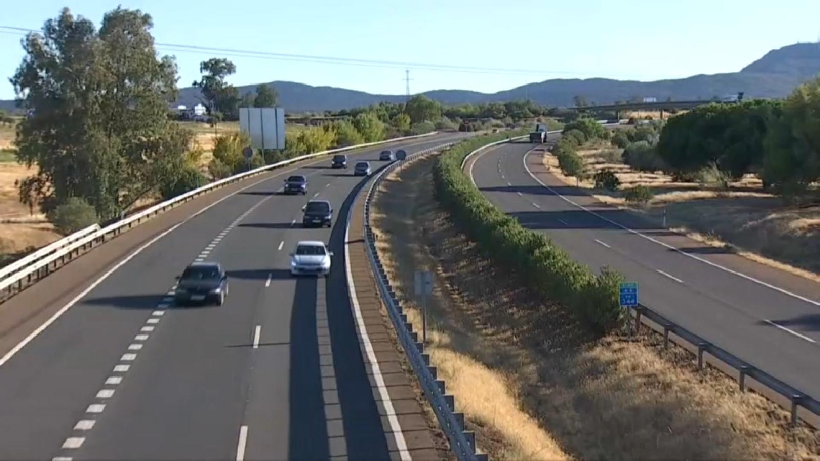 La operación retorno de finales de agosto en las carreteras extremeñas concluye con un fallecido y un herido grave