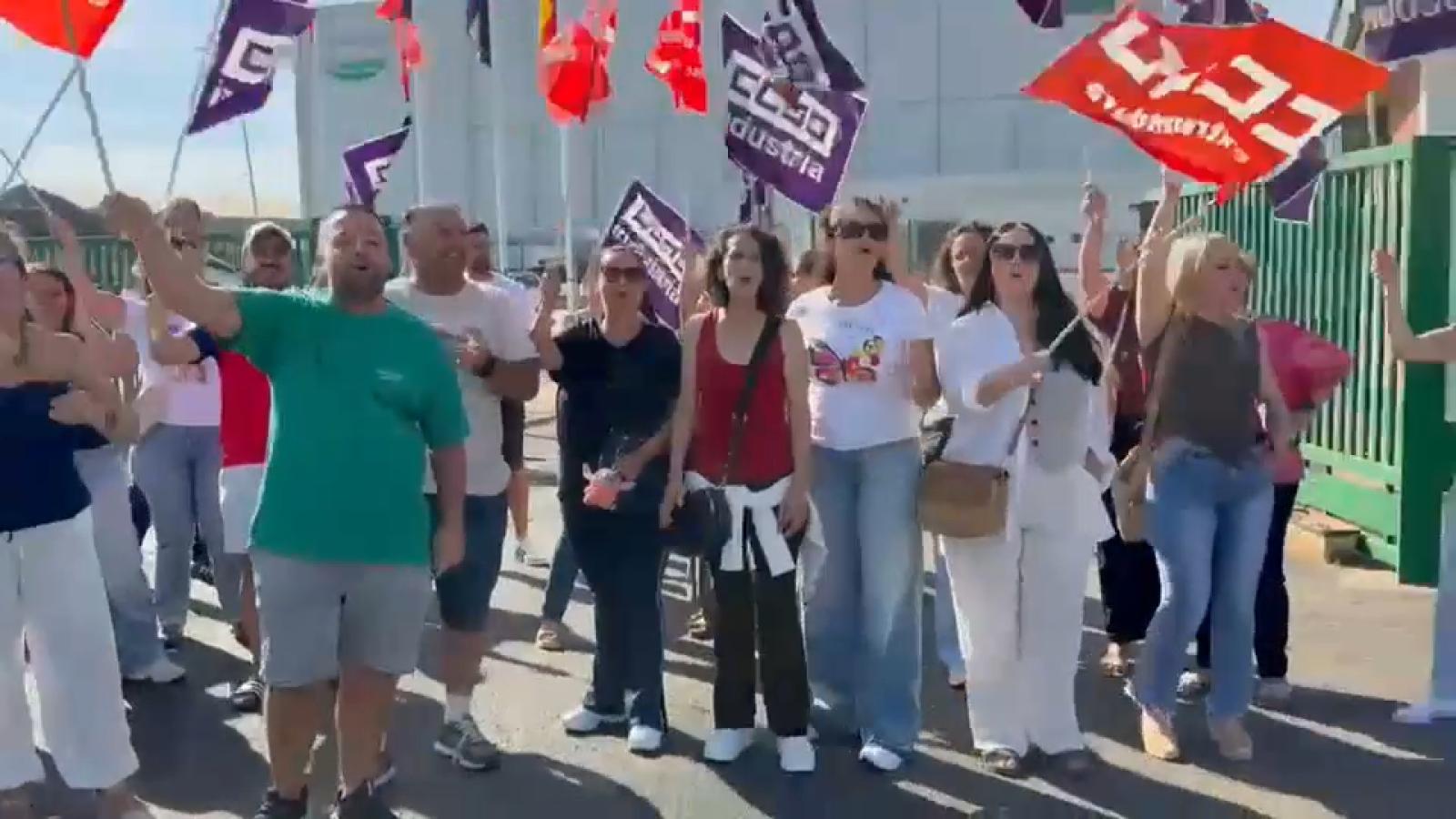 Trabajadores de huelga en Villafranco