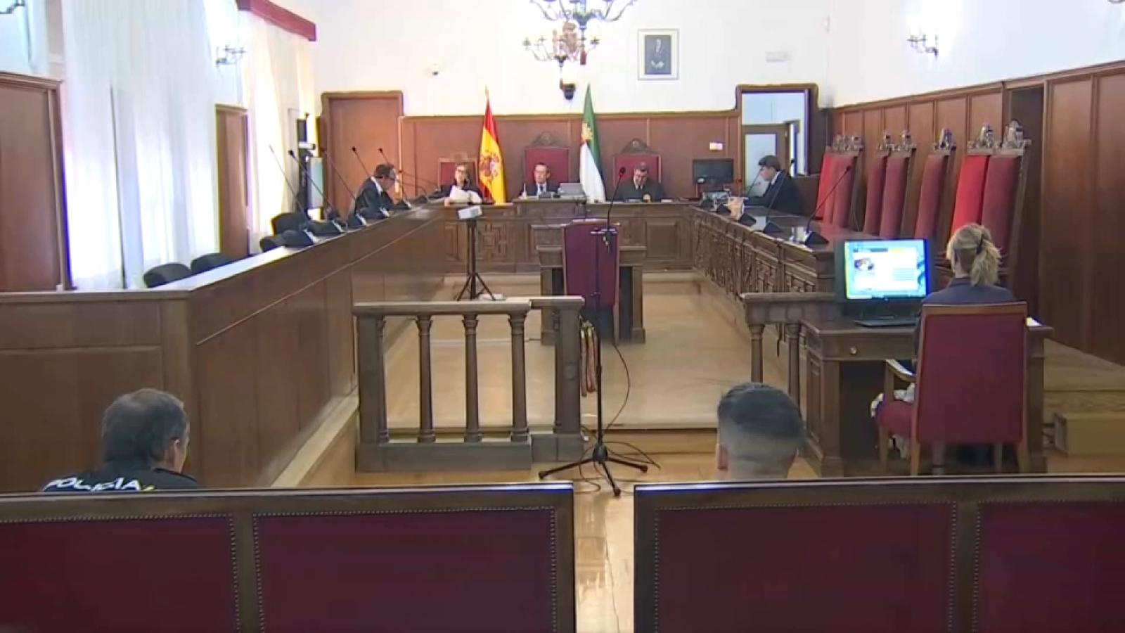 Condenado a cinco años de prisión por el incendio junto al Puente Real de Badajoz
