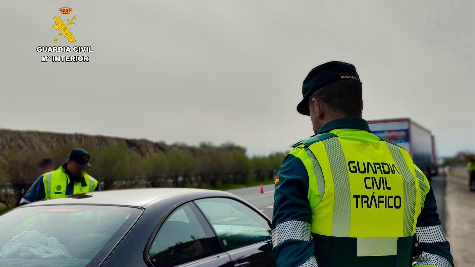 Imagen de un control de la Guardia Civil