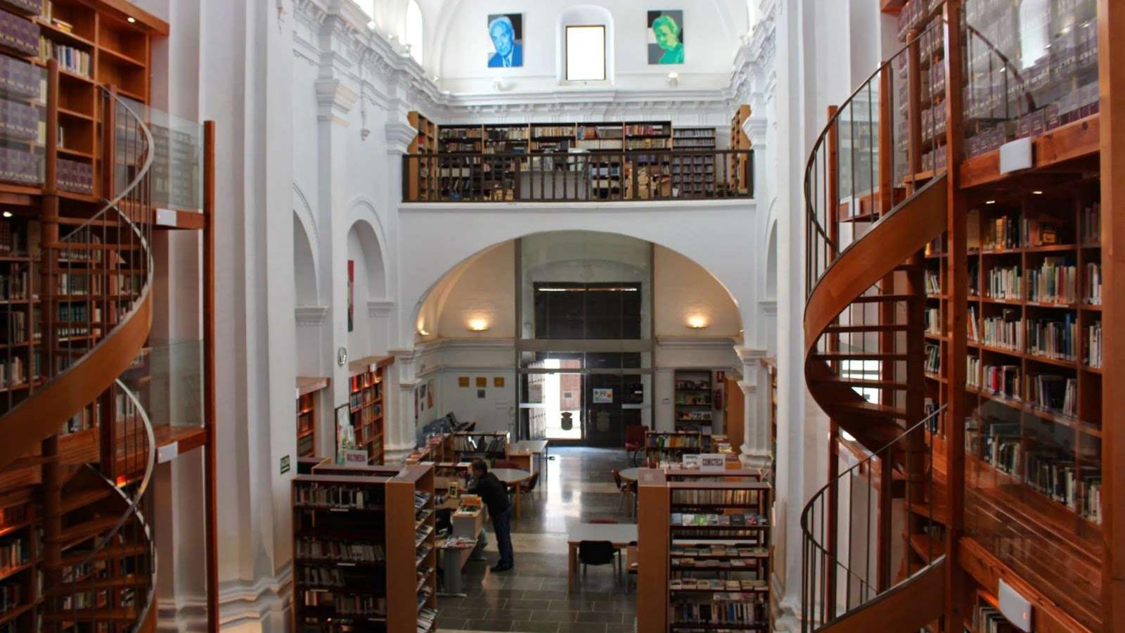Biblioteca Municipal Arturo Gazul de Llerena (Badajoz)