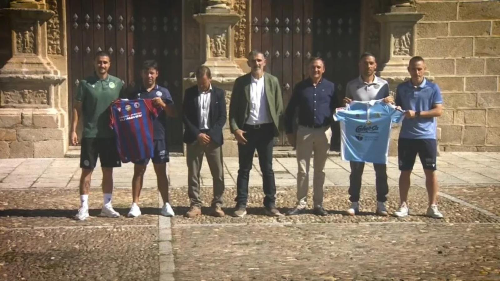  La Isla se viste de gala para el derbi entre Coria y Extremadura