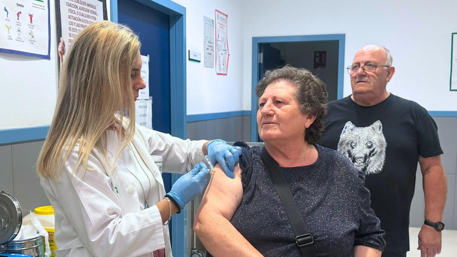 Campaña de vacunación frente a la Gripe, Covid y el Virus Respiratorio Sincitial (VRS). 