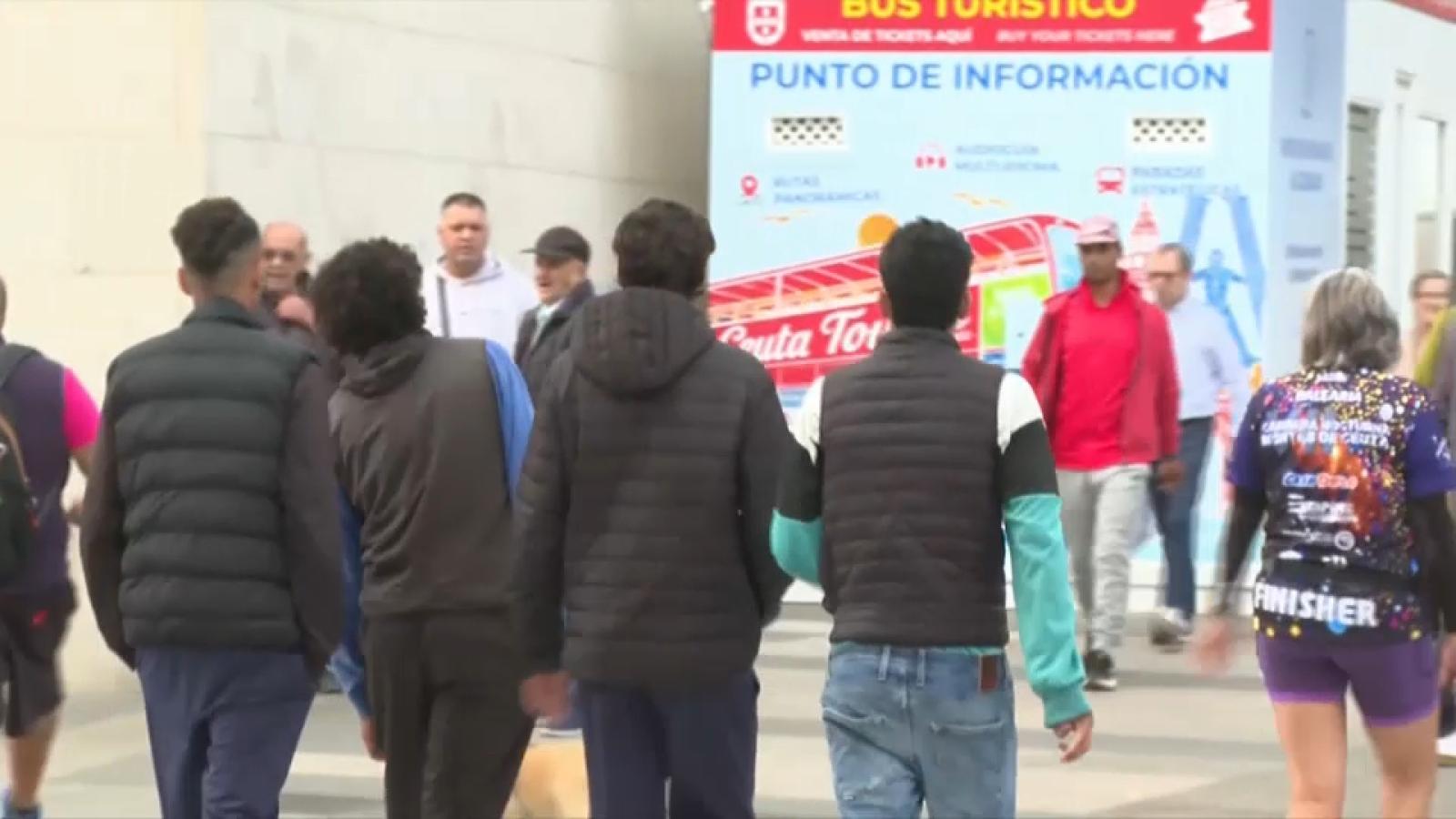 Grupo de migrantes en Ceuta en una imagen de archivo