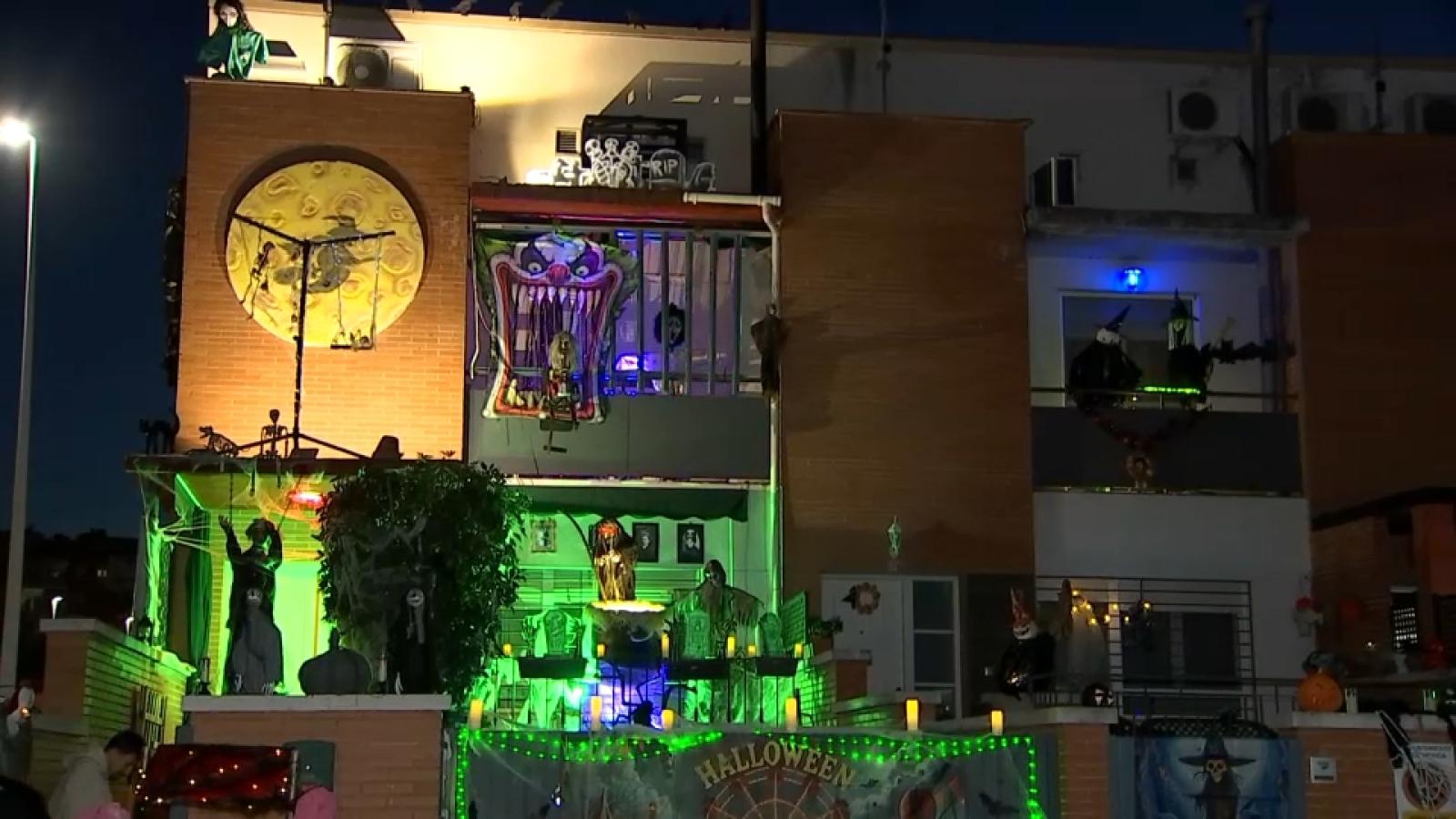 Casa de El Prado de Mérida decorada por Halloween