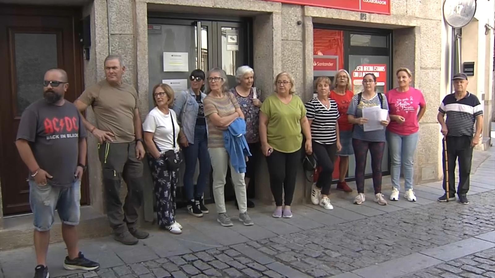Protestas en Jerte contra la exclusión financiera