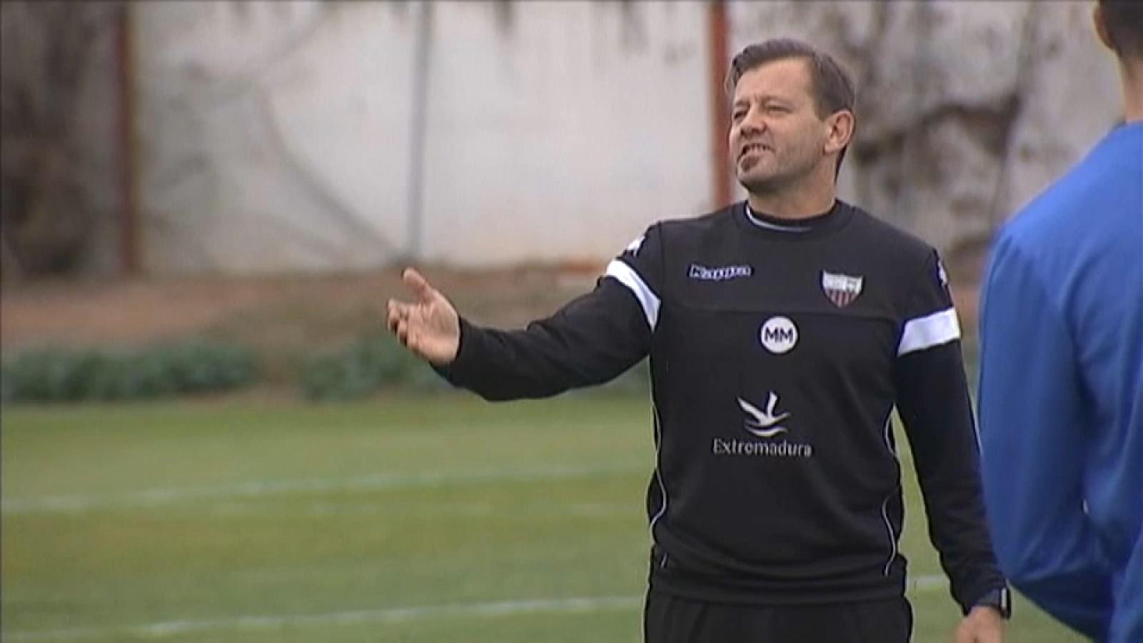 El Extremadura quiere volver a asomar la cabeza