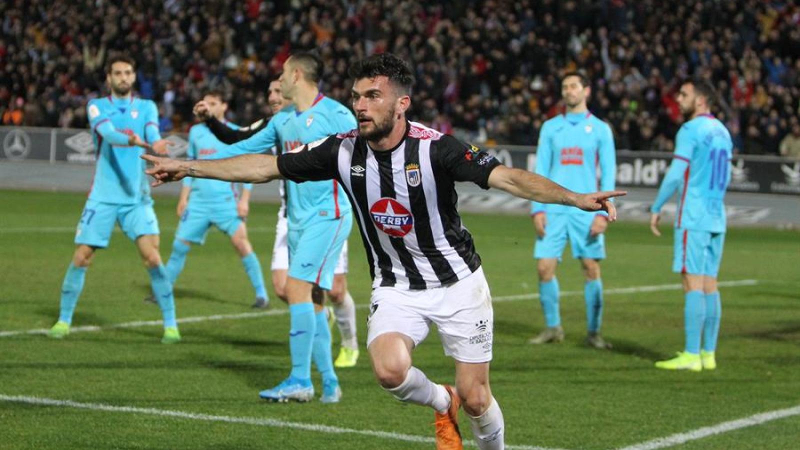 El Badajoz se enfrentará al Granada en octavos de Copa del Rey