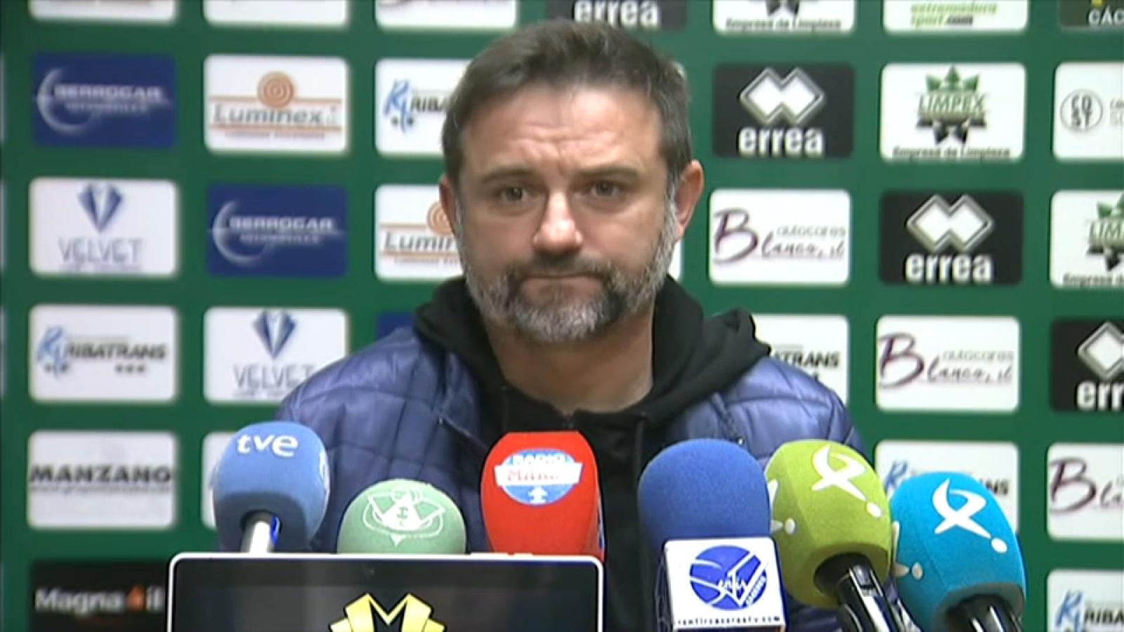 Cobos: "Hay que demostrar en el campo el salto de categoría"