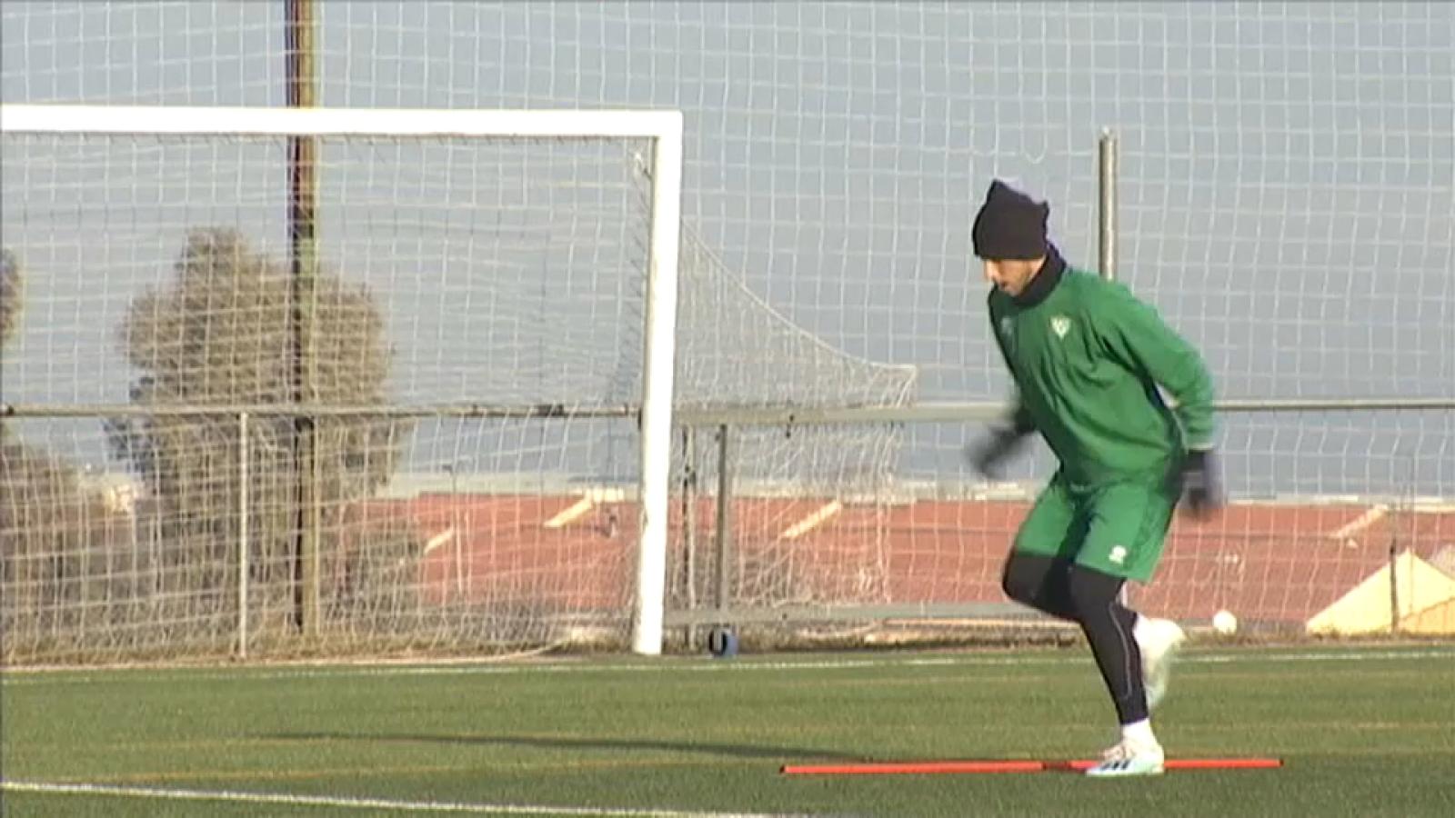Ezequiel Lamarca, pieza clave en el Cacereño