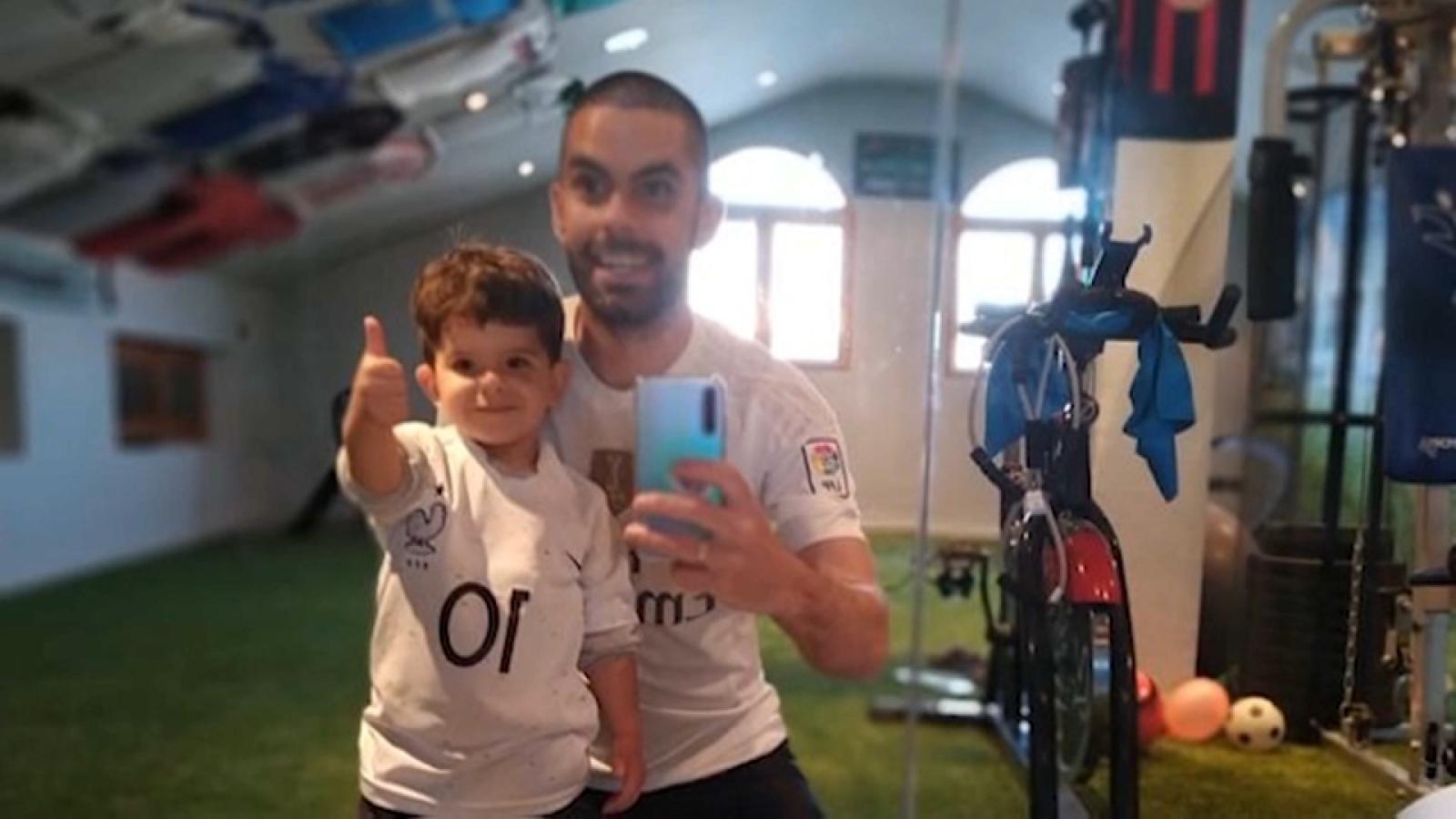 Pajuelo decide no sacar a la calle aún a su hijo de 3 años