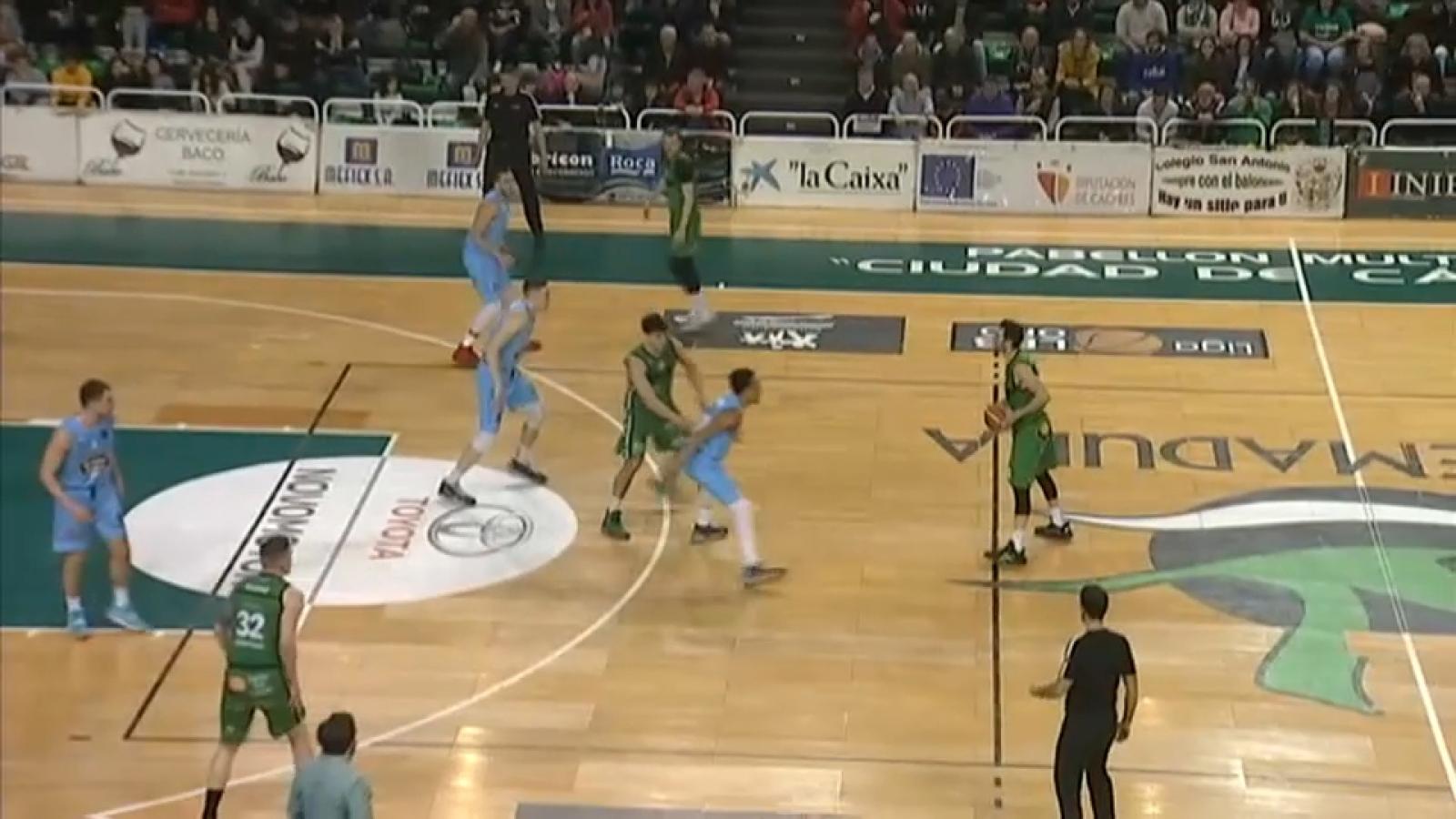 La FEB deja al Cáceres Básket fuera de los playoffs pero el club asegura que los jugará