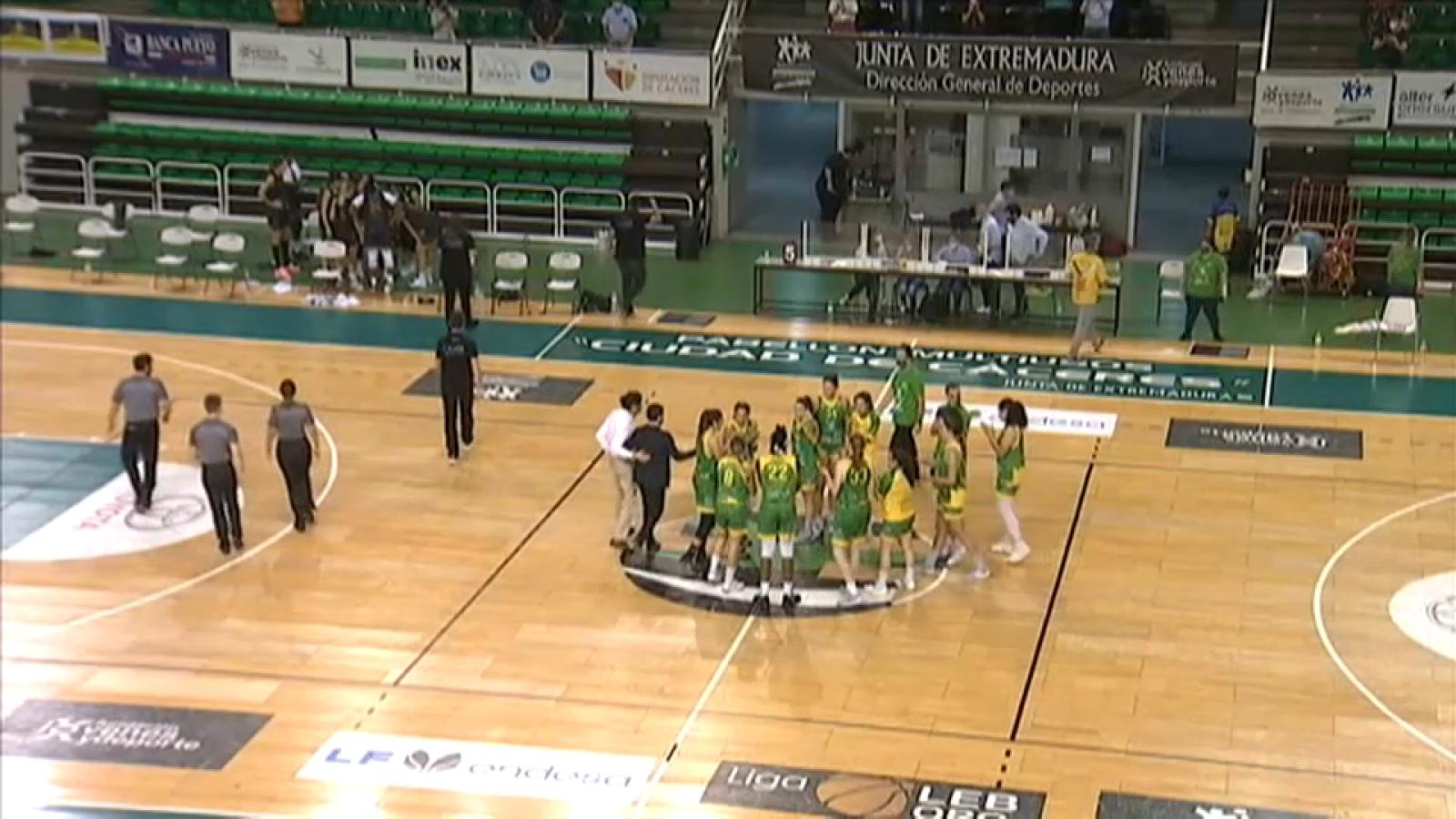 El Alter Enersun Al-Qazeres arranca la liga con victoria ante Araski