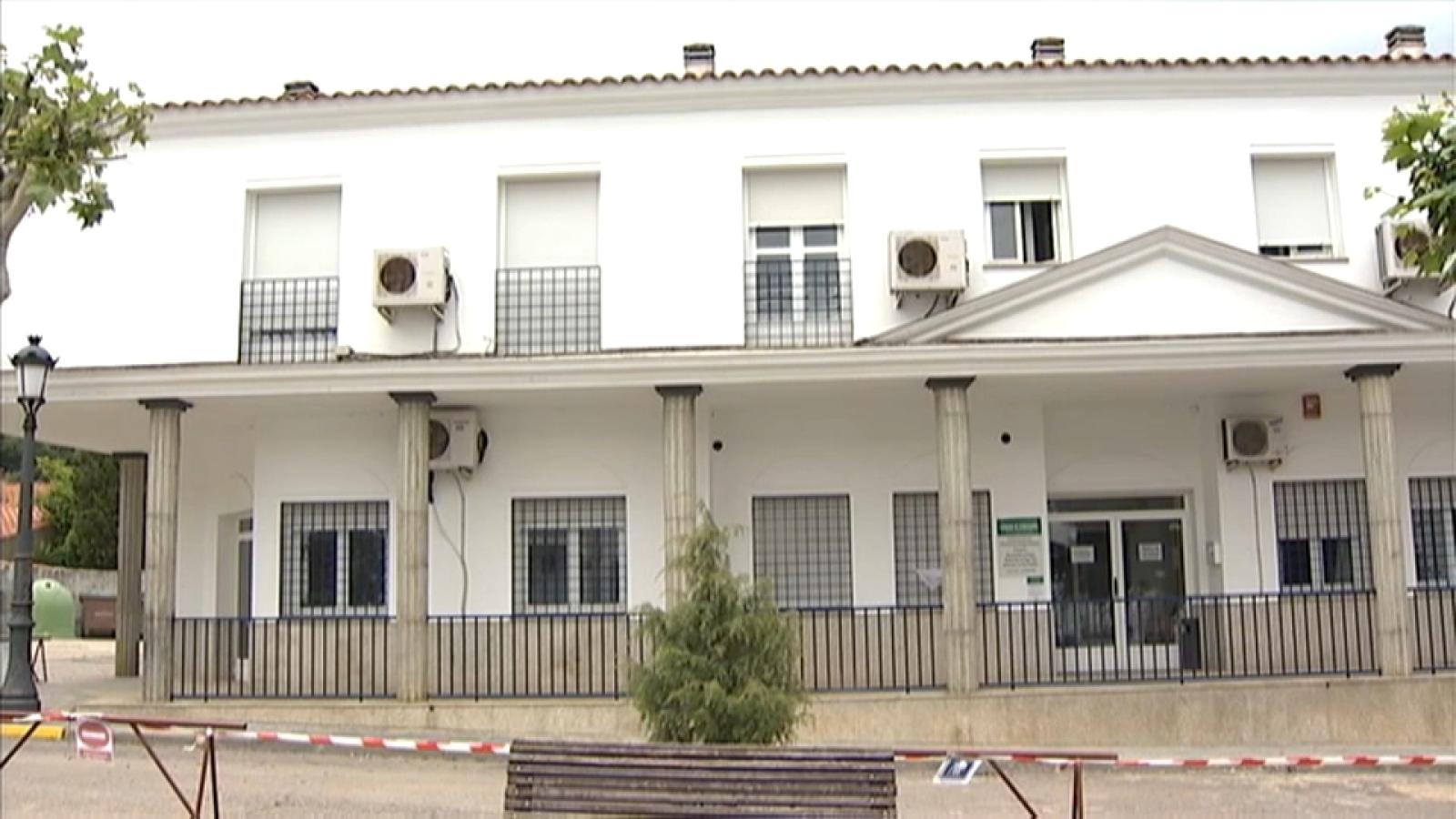 Fachada Residencia Santiago de Alcántara