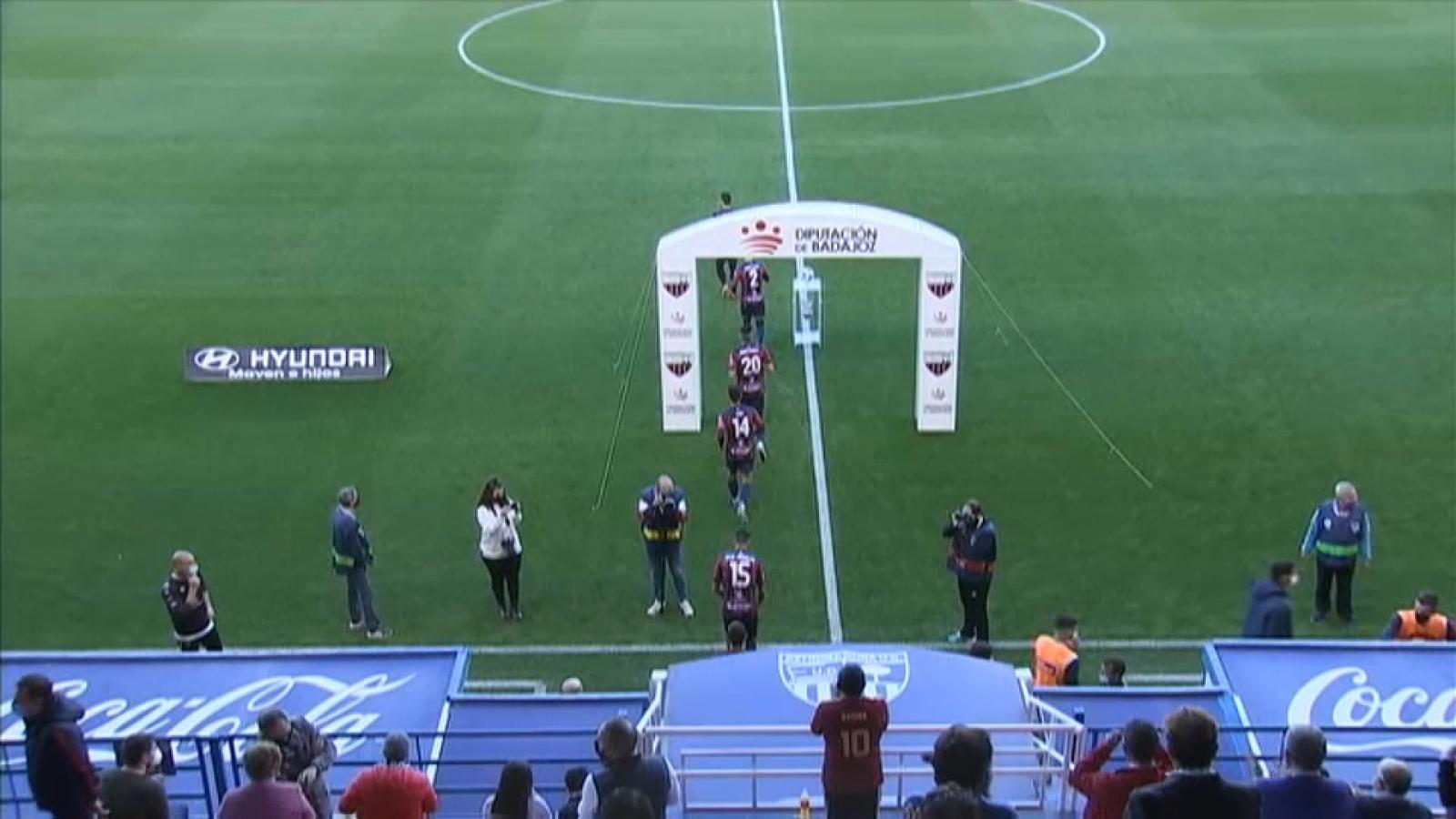 El Talavera frena la reacción del Extremadura