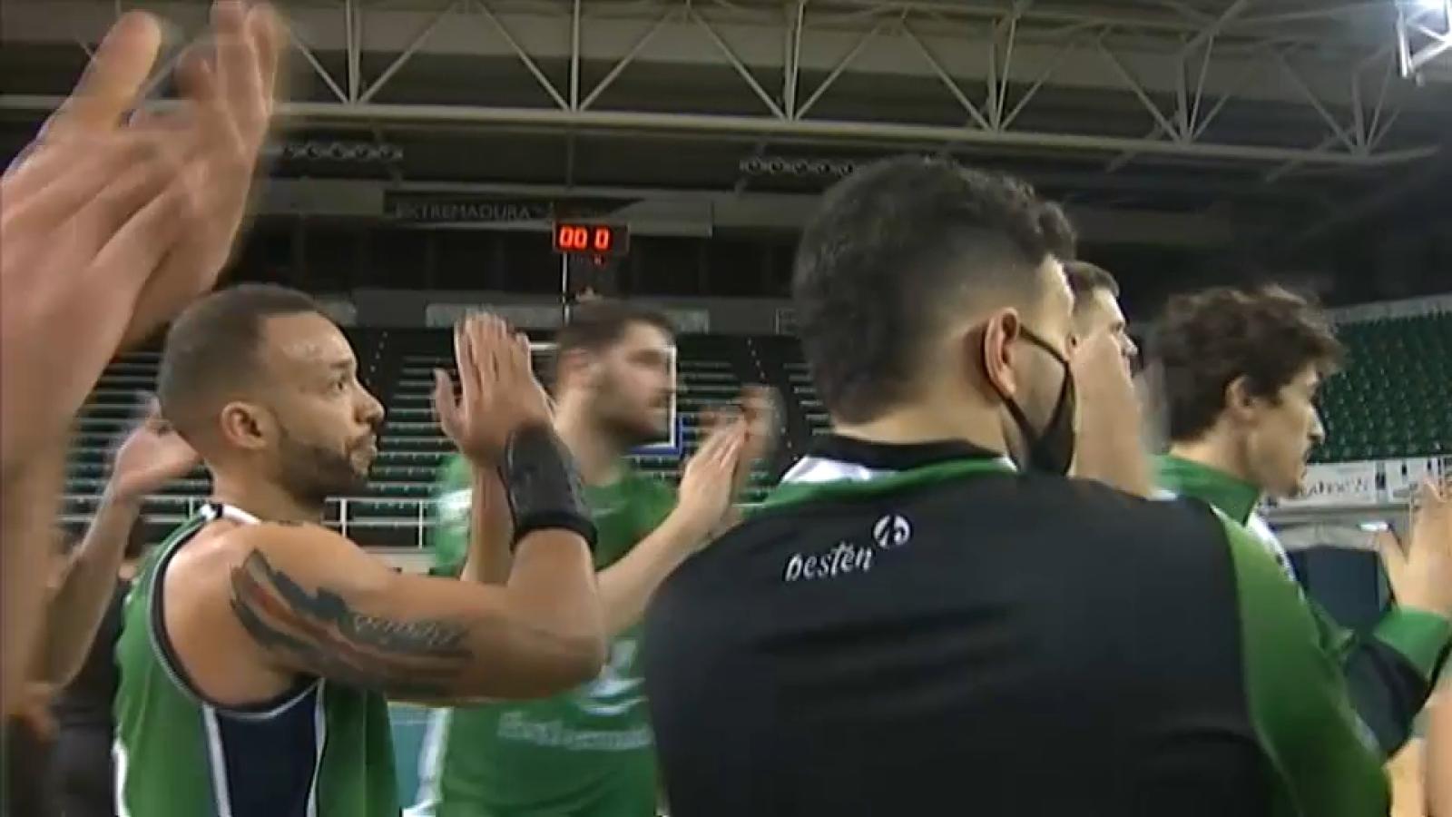 El Cáceres muestra su mejor cara en ataque contra el Oviedo