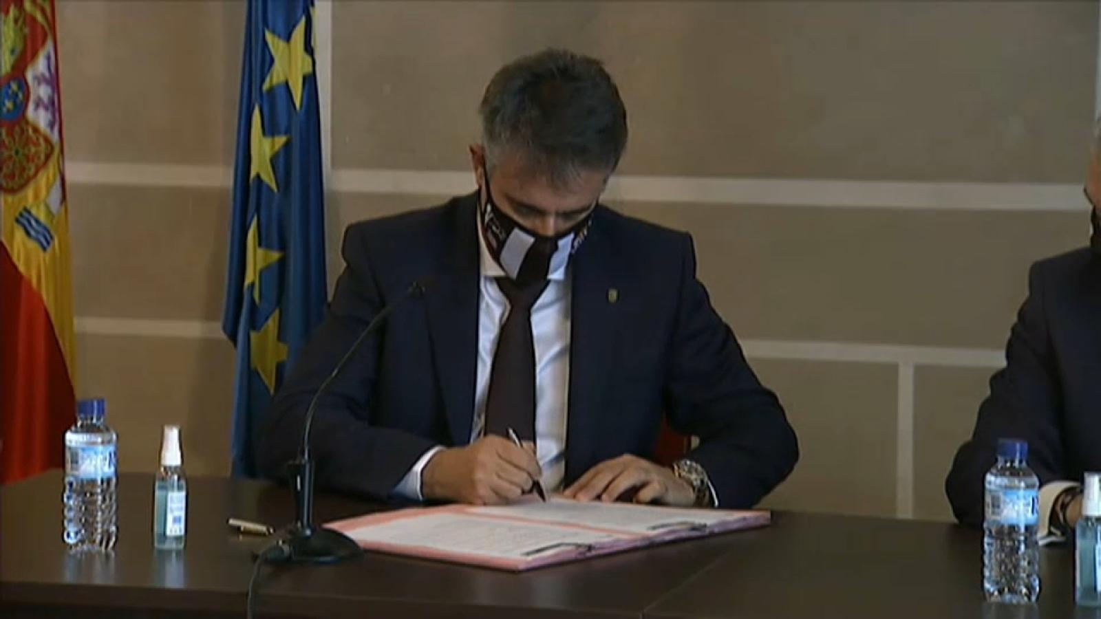 El CD Badajoz firma el acuerdo para la cesión del Nuevo Vivero
