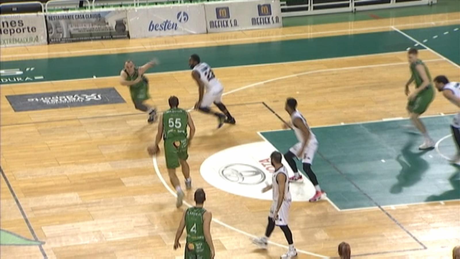 Cáceres Patrimonio 60-72 Palencia: Tercera derrota consecutiva de los cacereños