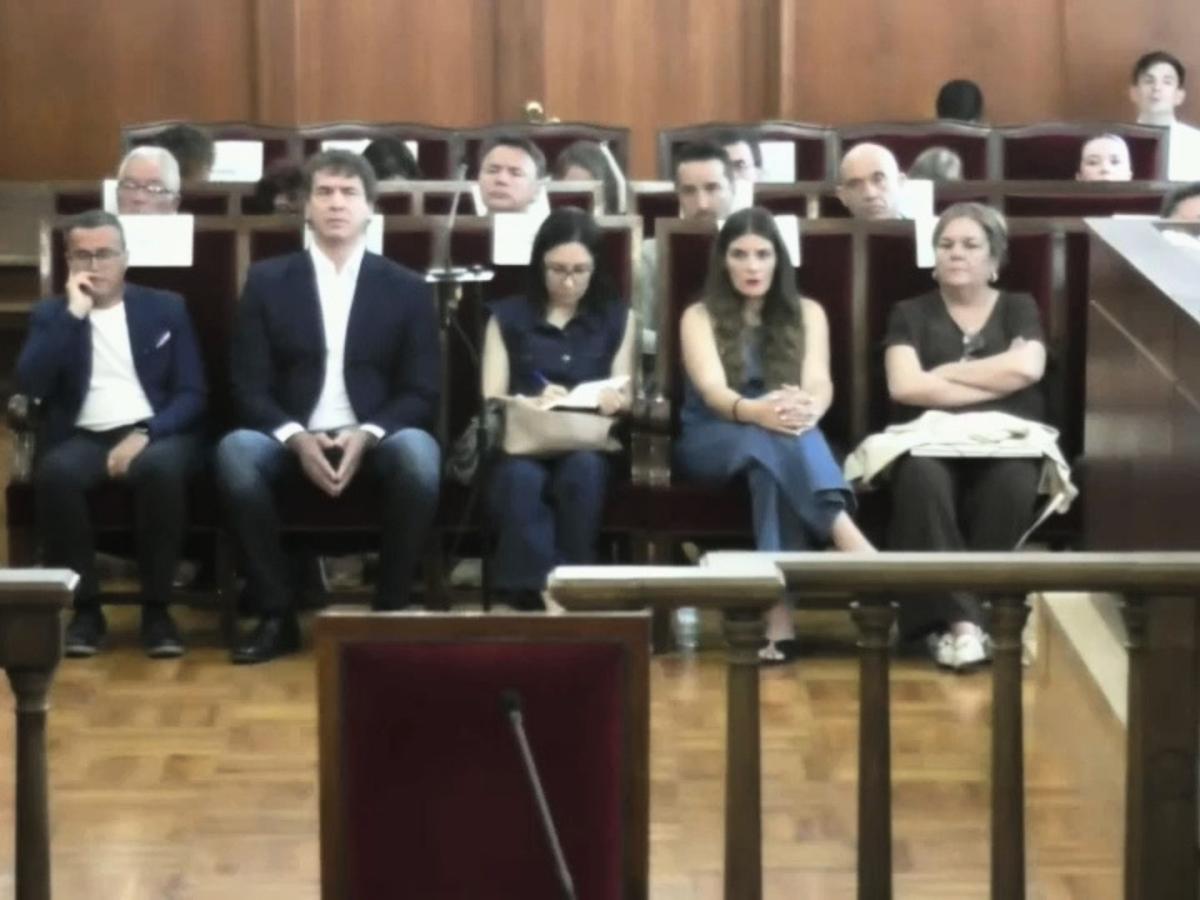 David Sánchez Pérez-Castejón y Miguel Ángel Gallardo en el banquillo de la Audiencia Provincial de Badajoz