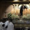 El Santo Entierro y la Soledad de luto salen este Viernes Santo en Badajoz mirando al cielo por la lluvia