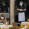 Terraza de una cafetería en el centro histórico de Lisboa