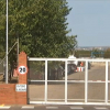 Imagen de la entrada de la cárcel de Badajoz