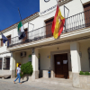 Exterior del Ayuntamiento de Saucedilla, esta mañana