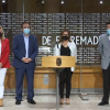 El presidente de la Junta y los agentes socioeconómicos en la firma del plan bianual de empleo